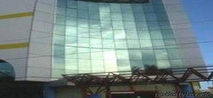 Hotel Bari International Bhubaneswar Zewnętrze zdjęcie