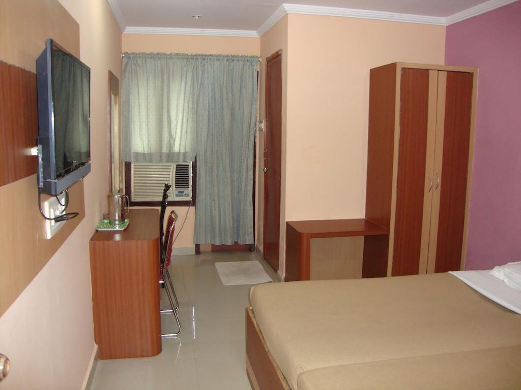 Hotel Bari International Bhubaneswar Pokój zdjęcie